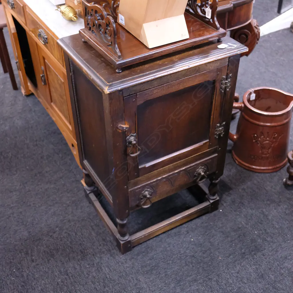 OAK BEDSIDE CABINET  Image 1++