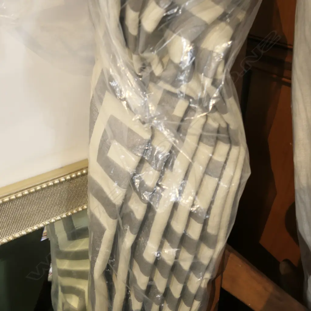 ROMAN BLIND L 1350 Image 1++