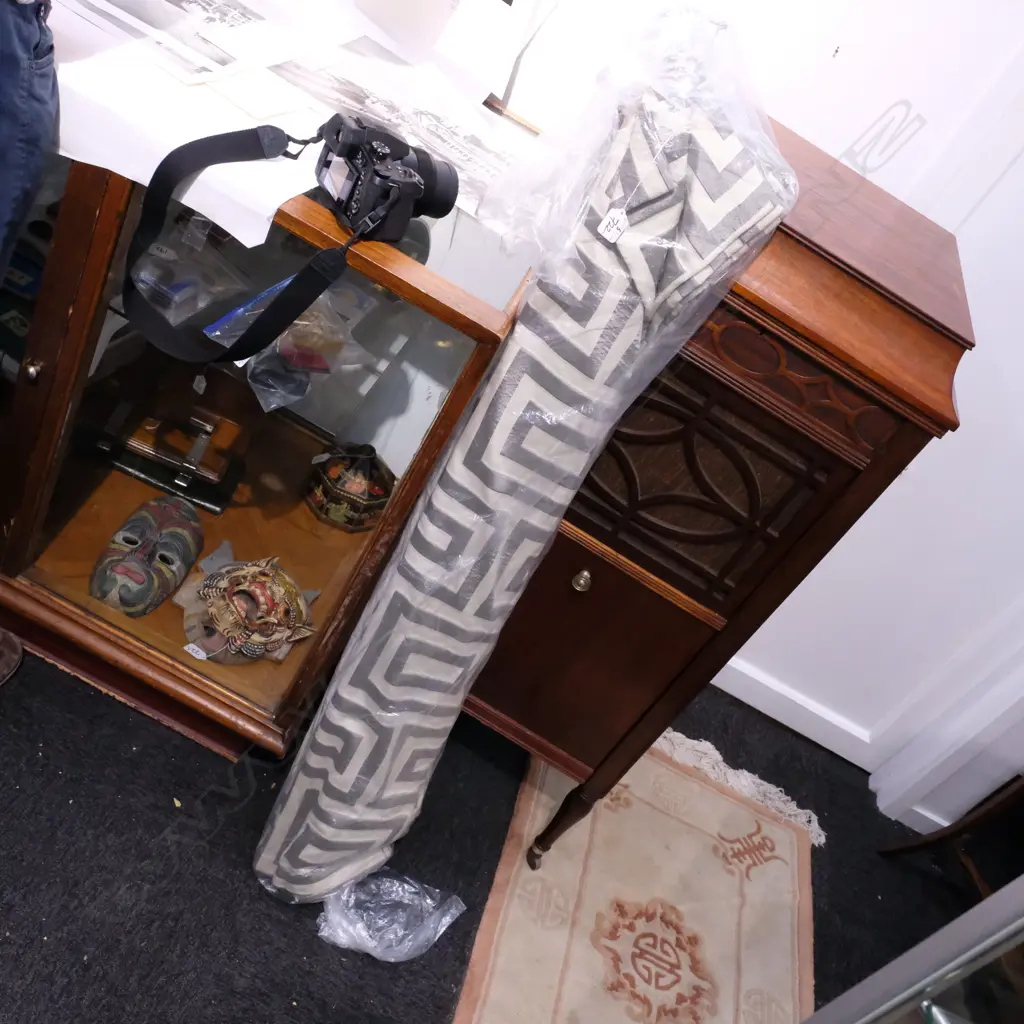 ROMAN BLIND L 1350 Image 1++