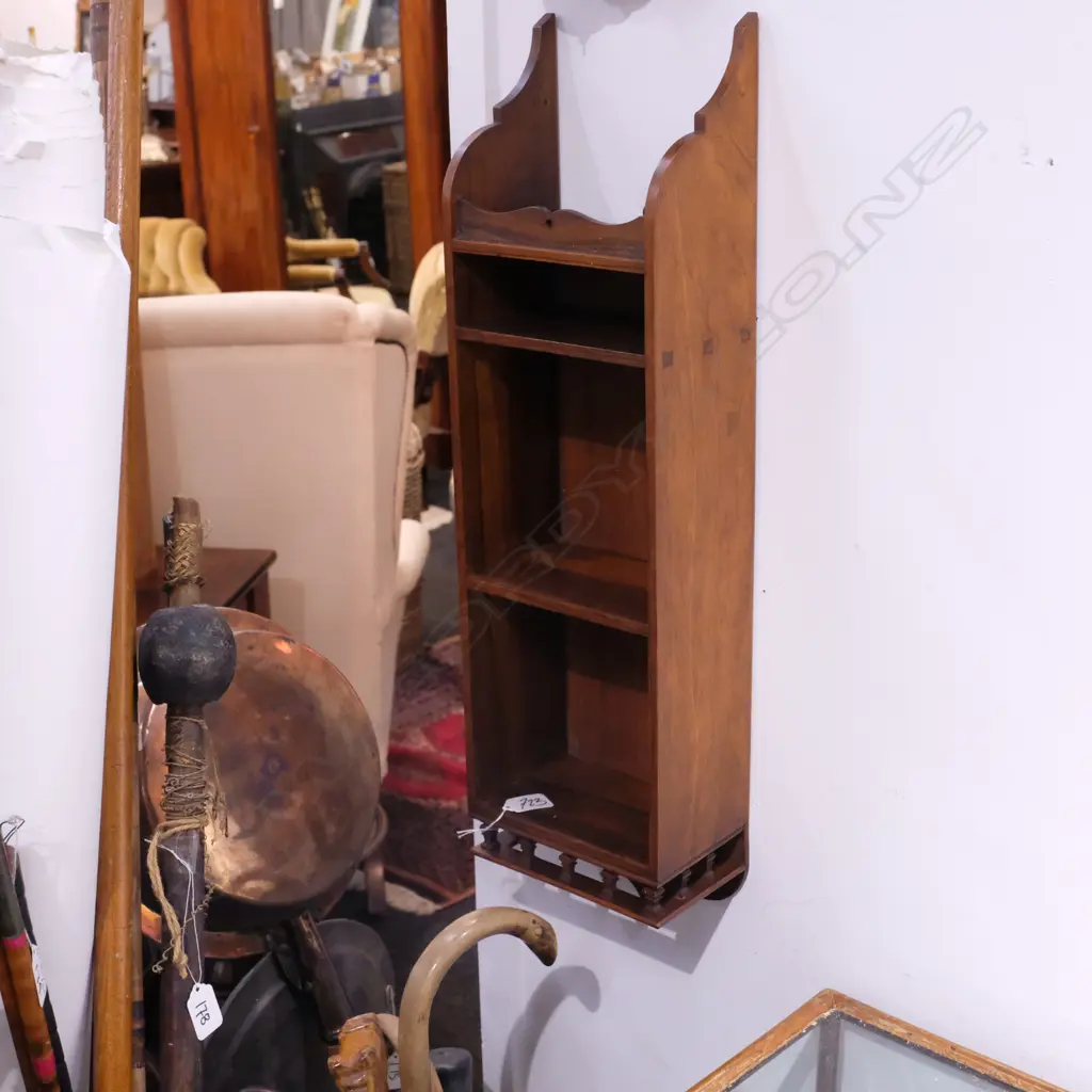 ROSE WOOD VICTORIAN WALL SHELF UNIT Image 1++