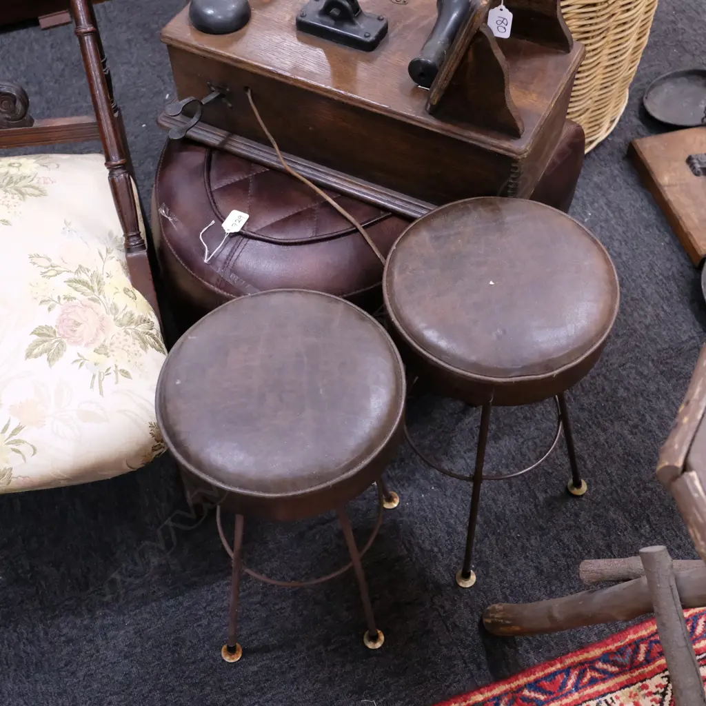 THREE BROWN LEATHER STOOLS (2+1) Image 1++