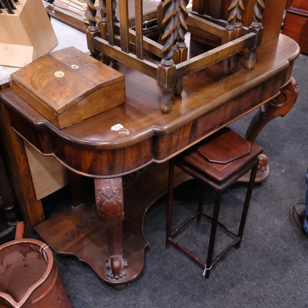 VICT. MAHOGANY WASH STAND L. 1190 Image 1++