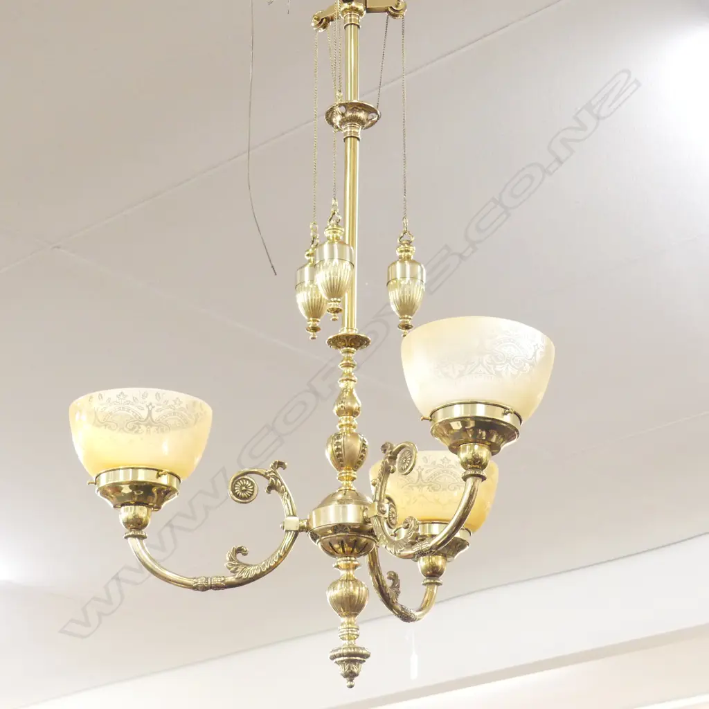 ANTIQUE STYLE 3 BRANCH LIGHT FITTING H 1300 MM Image 1++