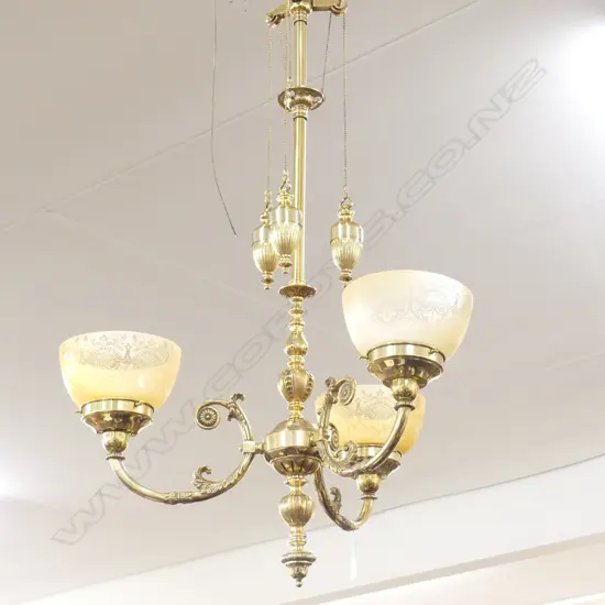 ANTIQUE STYLE 3 BRANCH LIGHT FITTING H 1300 MM