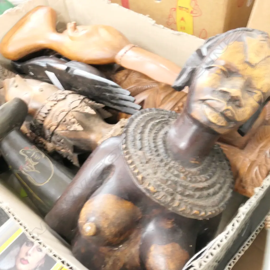LOT ASST WOODEN CARVINGS  Image 1++