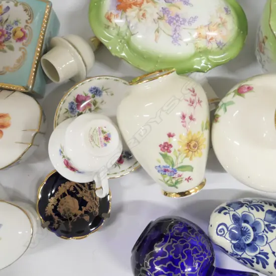 BOX OF SMALL MIXED CHINA, ETC
