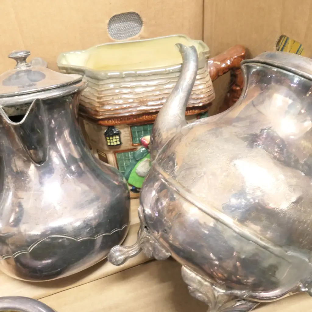 BOX LOT EPNS AND TOBY JUG Image 1++