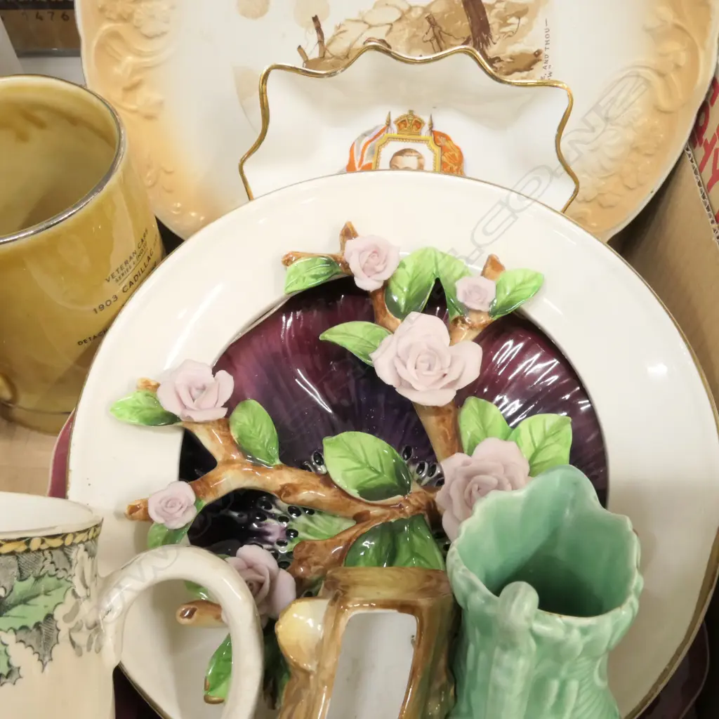 ASST CHINA  ITEMS: ROYALTY BAIRNS FATHER ETC  Image 1++