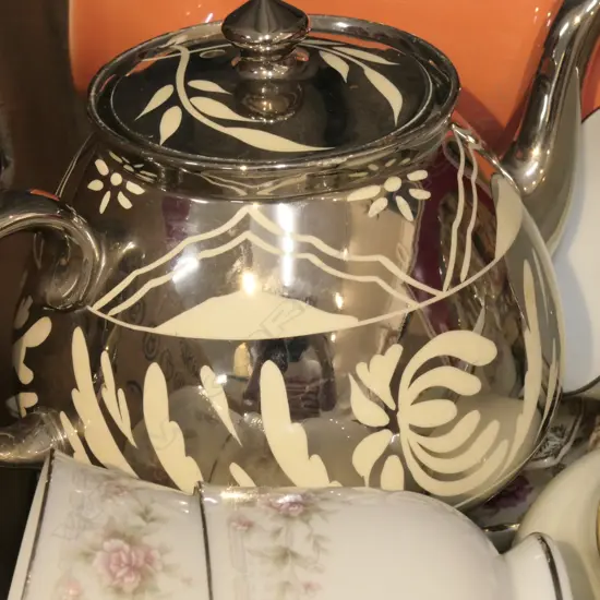 LOT ASST CHINA INCL. WEDGWOOD / NORITAKE ETC