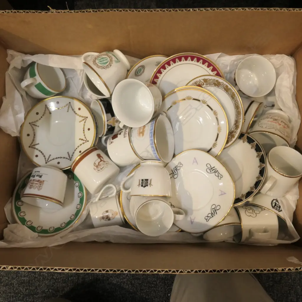 DEMITASSE RESTRAUNTS OF THE WORLD PORCELAIN + DISPLAY SHELF  Image 1++