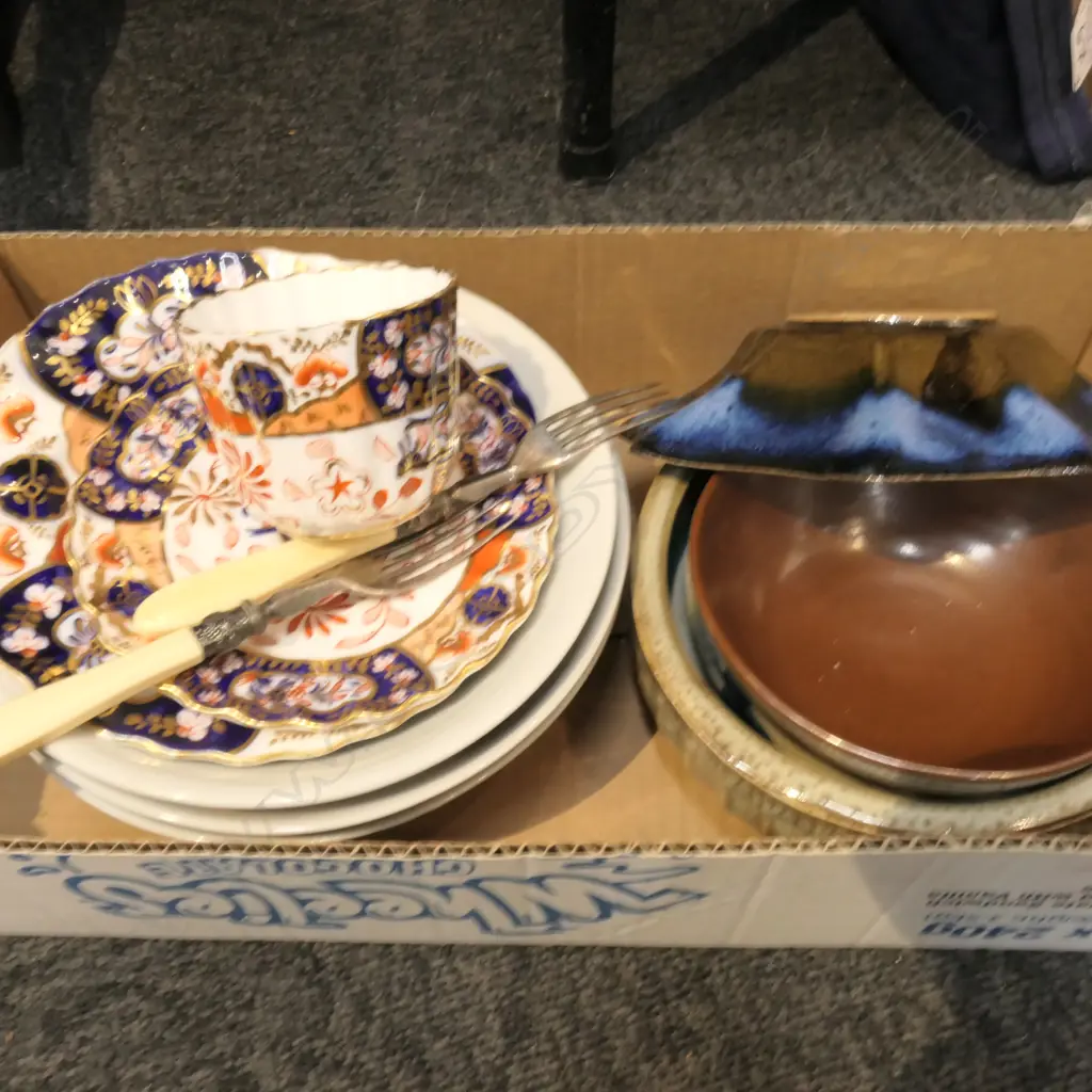 LOT ASST POTTERY + PORCELAIN Image 1++