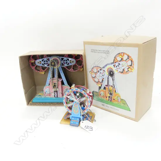 CHINESE BOXED T/PLATE FERRIS WHEEL TOGETHER WITH AN UNBOXED SMALLER H 160 MM