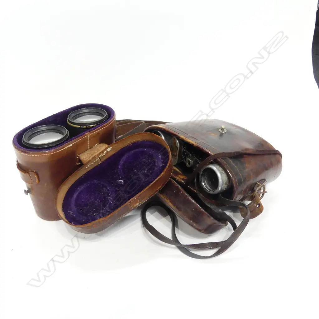 2 CASED PAIRS OF BINOCULARS H 140 MM Image 1++
