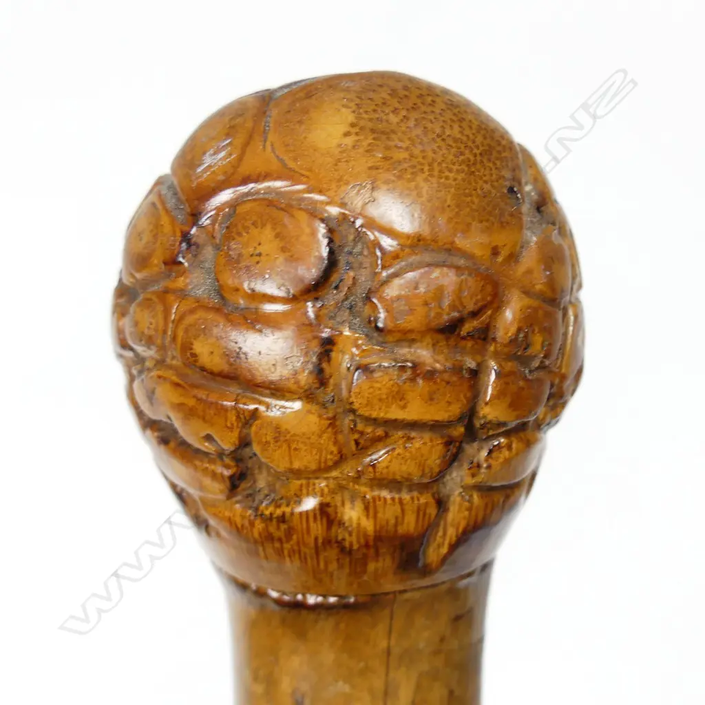 An early 20thC bamboo shafted horse measuring walking stick Image 1++