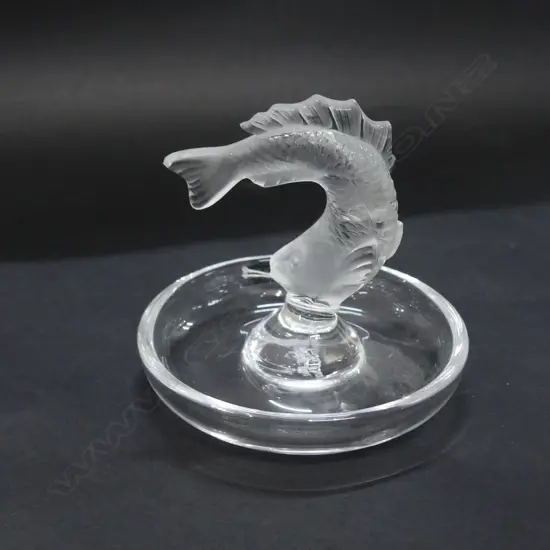 LALIQUE FISH PIN DISH H. 90MM
