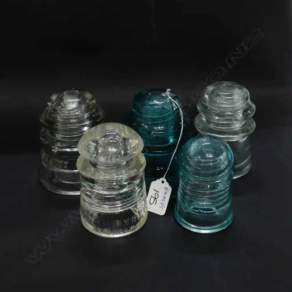7 GREEN GLASS INSULATORS WITH 4 CLEAR H 100 MM  Image 1++
