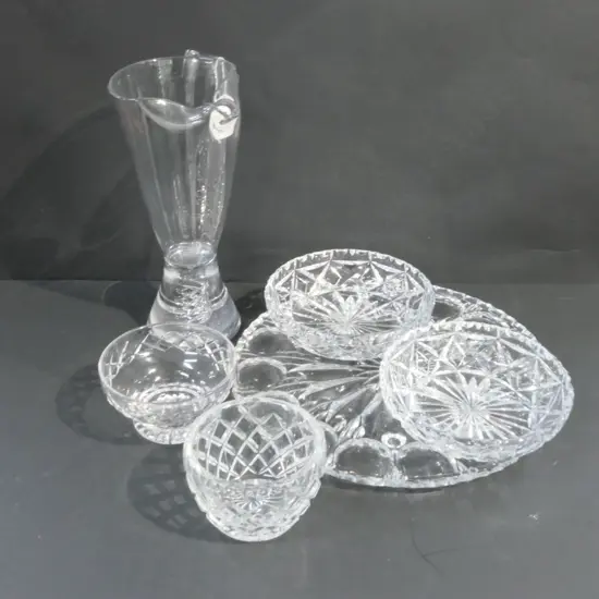 6 ASST. CRYSTAL PIECES / TRAY / BOWLS / VASE