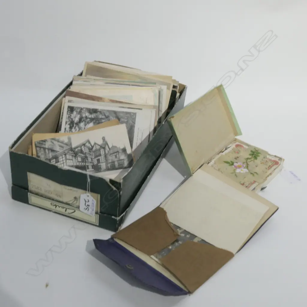 BOX VINTAGE WORLD POSTCARDS + VICT. CUT-OUTS ETC Image 1++
