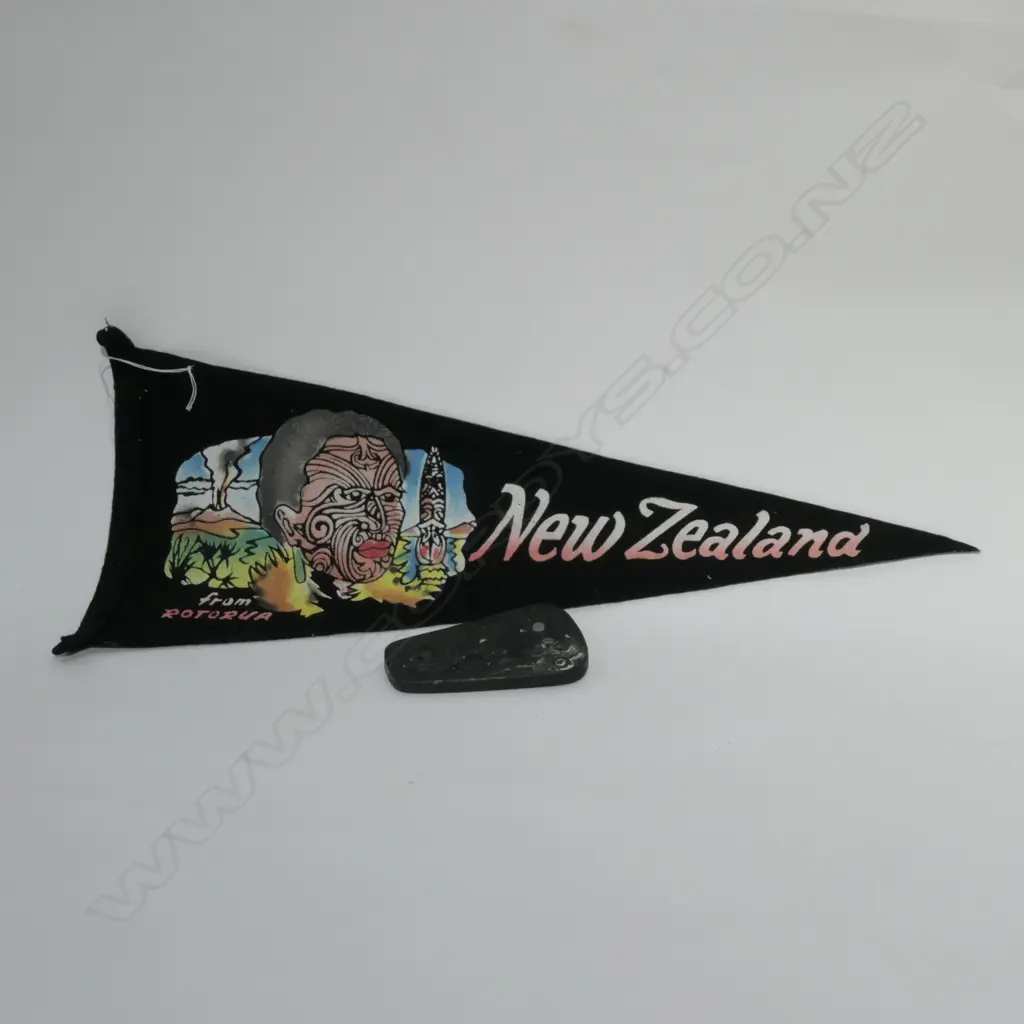 VINTAGE ROTORUA PENNANT FLAG + MAORI PANEL. Image 1++