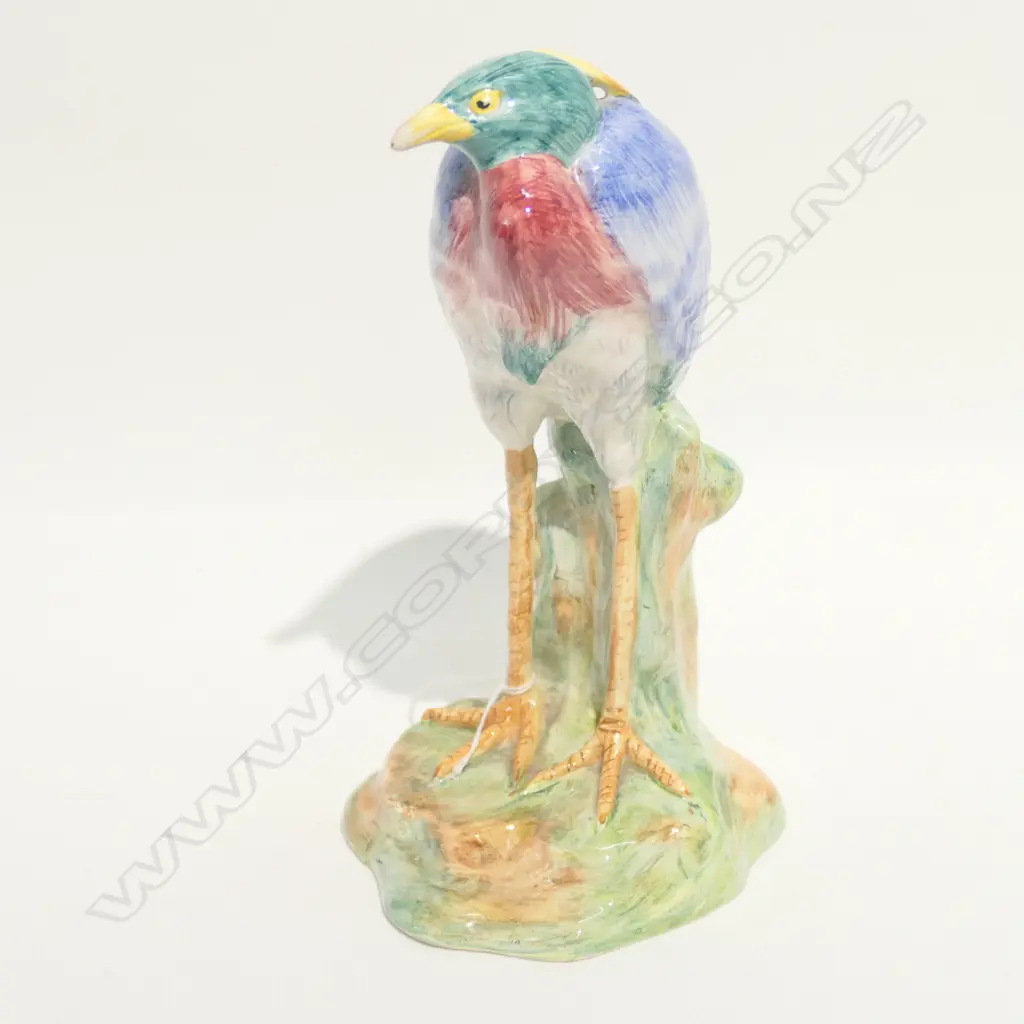 WADE HERON HAS A UNDERGLAZE FINISH 7½" WAS IN PRODUCTION UP TO THE MID 1950'S Image 1++