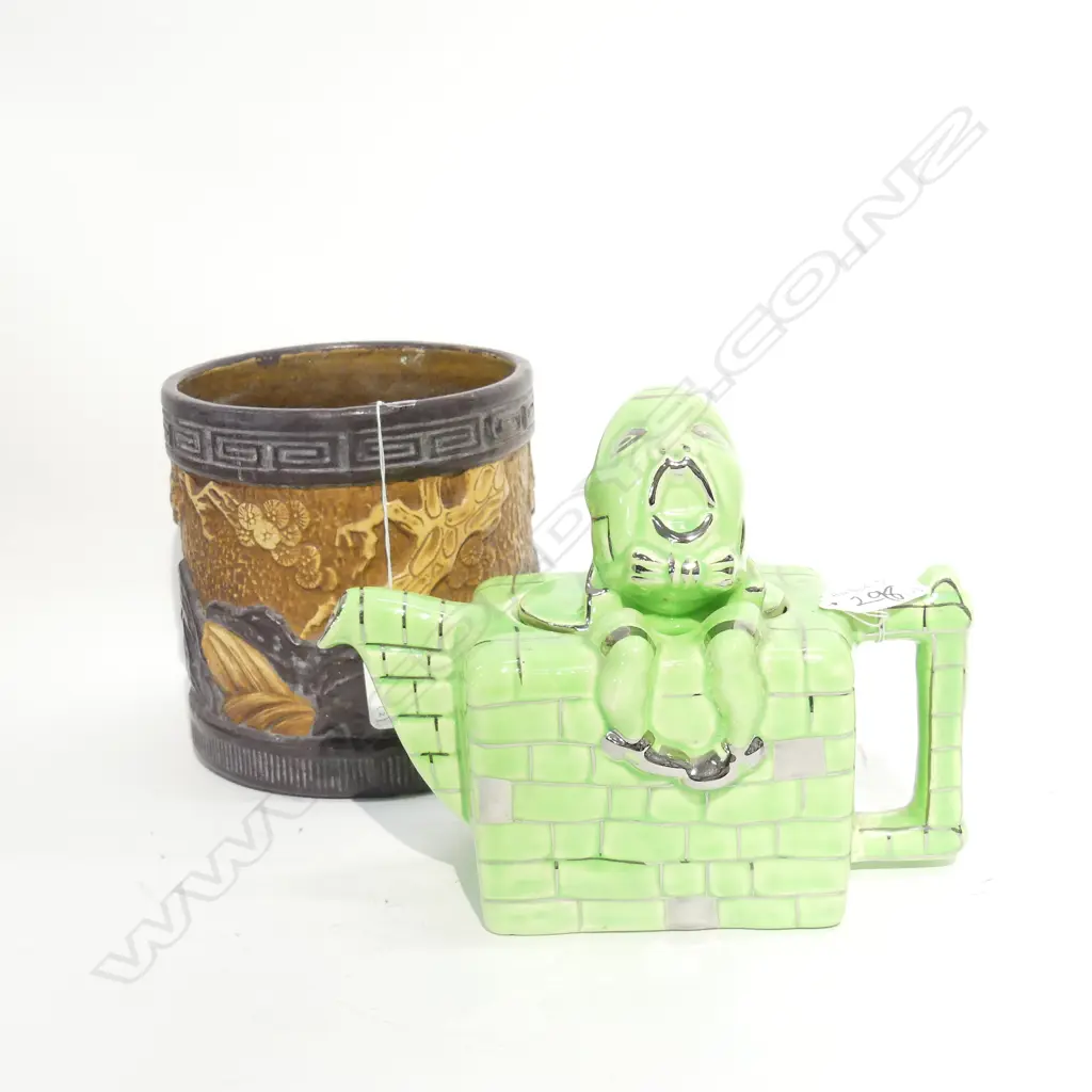 ART DECO SADLER HUMPTY DUMPTY TEAPOT H. 170 + BRETBY VASE Image 1++