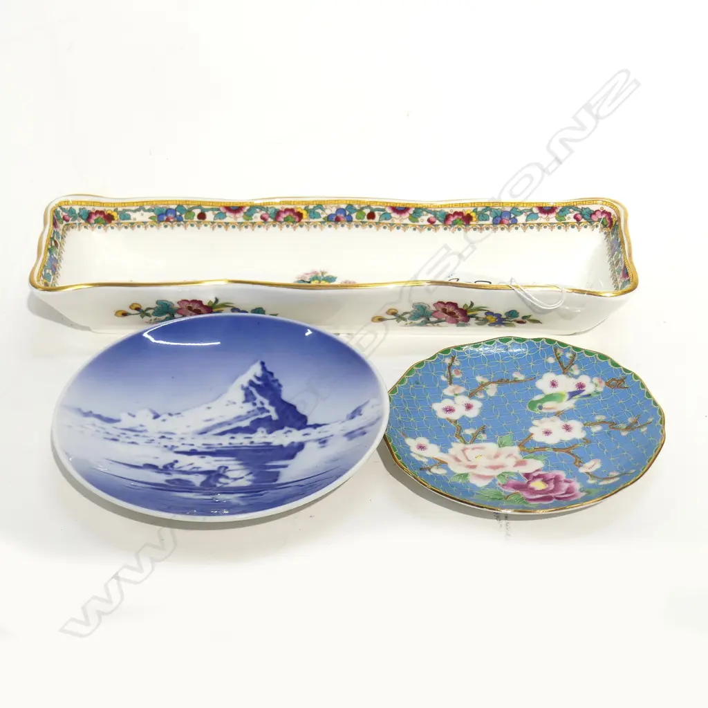 3 SMALL DISHES: COPENHAGEN, COPELAND & JAPANESE Image 1++