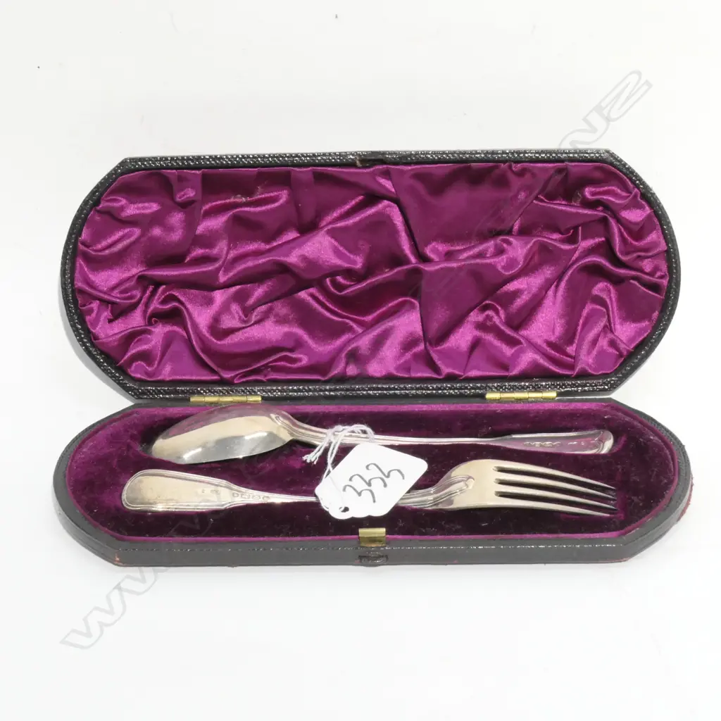 CHILDS SET STG FORK AND SPOON IN CASE Image 1++
