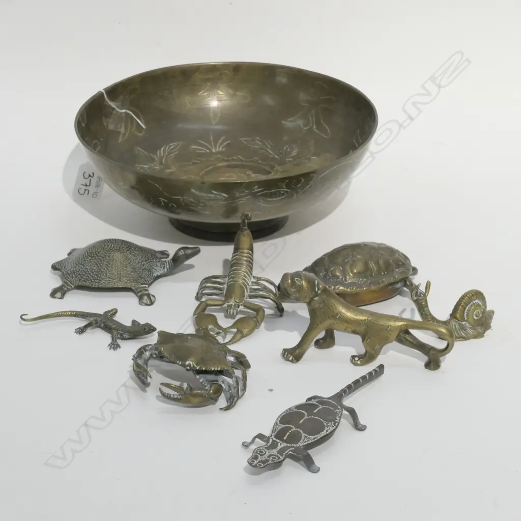 BRASS BOWL AND BRASS CONTENTS Image 1++