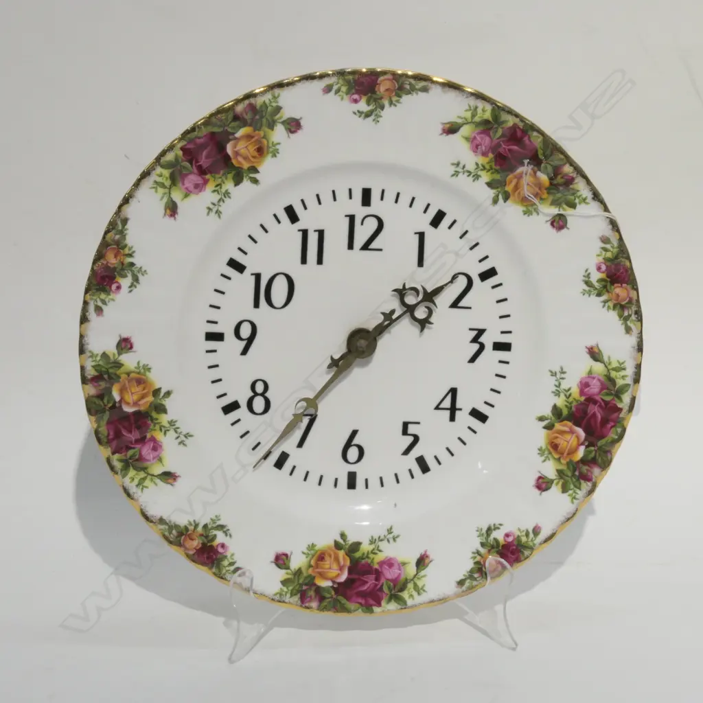 .ROYAL ALBERT OCR CLOCK Image 1++