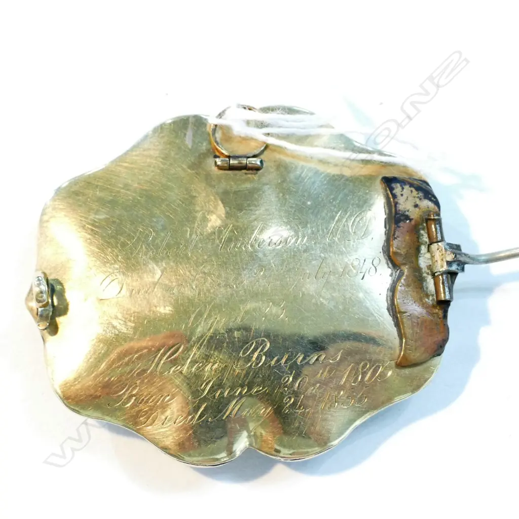 VICTORIAN MOURNING BROOCH Image 1++