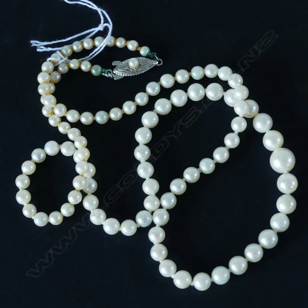 VINTAGE CULTURED PEARL NECKLACE GRADUATED Image 1++