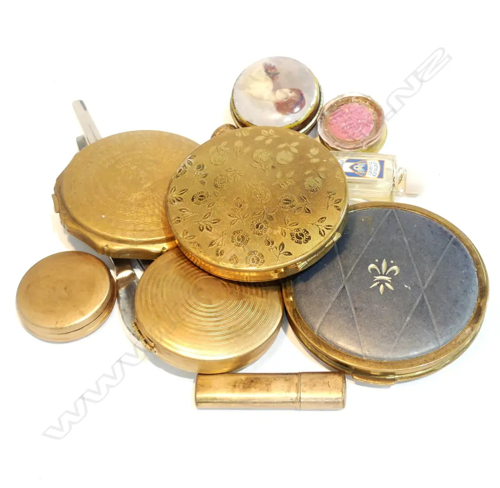 ASST POWDER COMPACTS STG TOPPED TWEEZERS Image 1++
