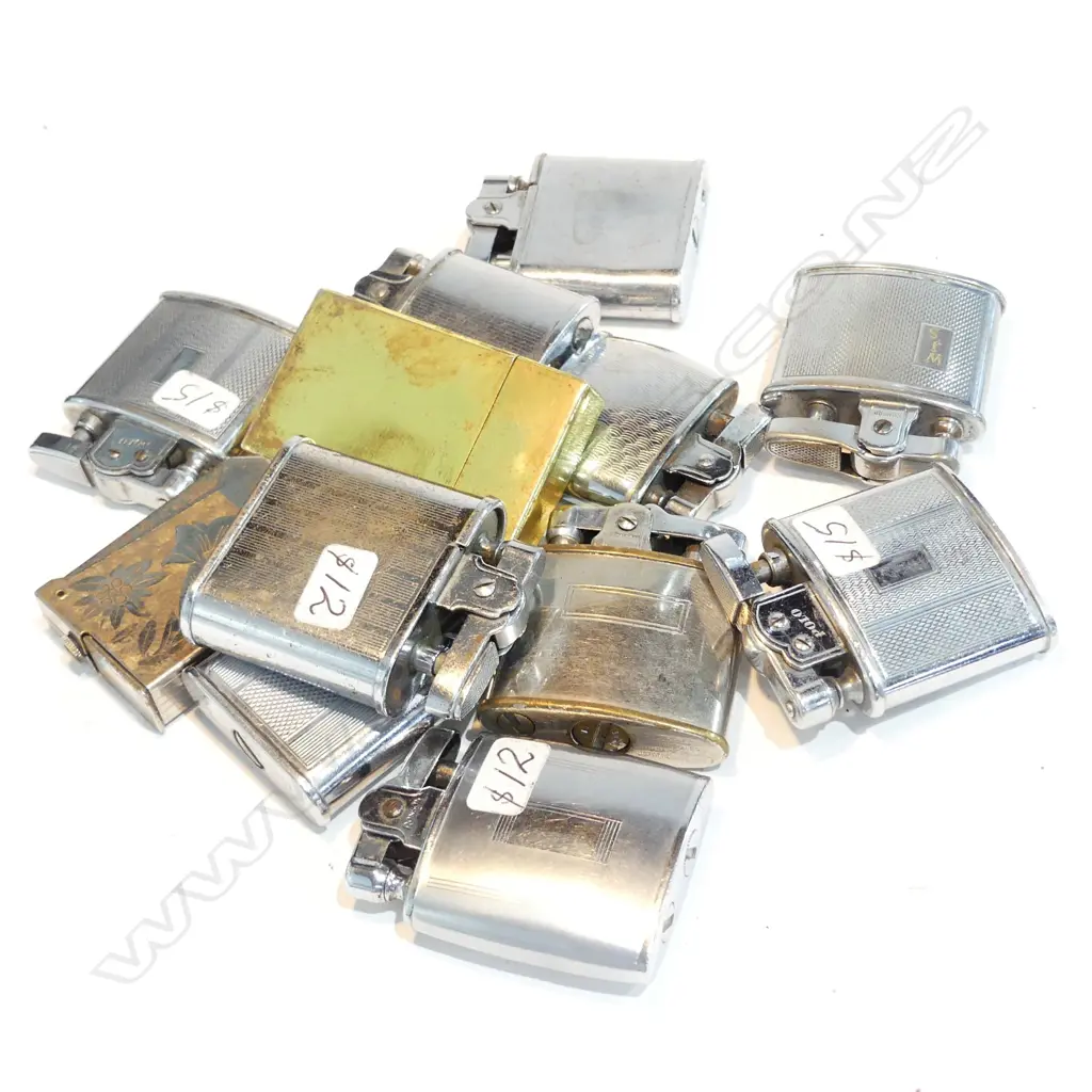 LOT ASST LIGHTERS Image 1++