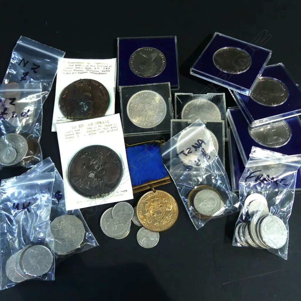 COLLECTION OF ASSORTED NZ COINS, Image 1++