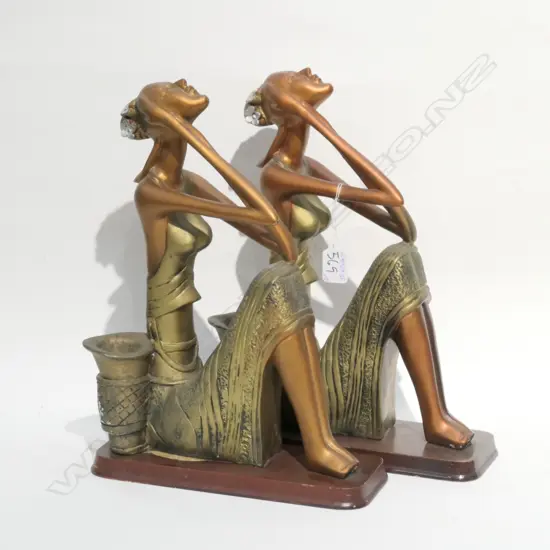 PR STYLISED SEATED LADY SCULPTURES. H.360mm