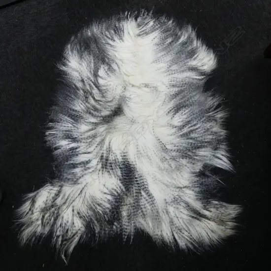 MONGOLIAN GOAT SKIN BLACK ENDS