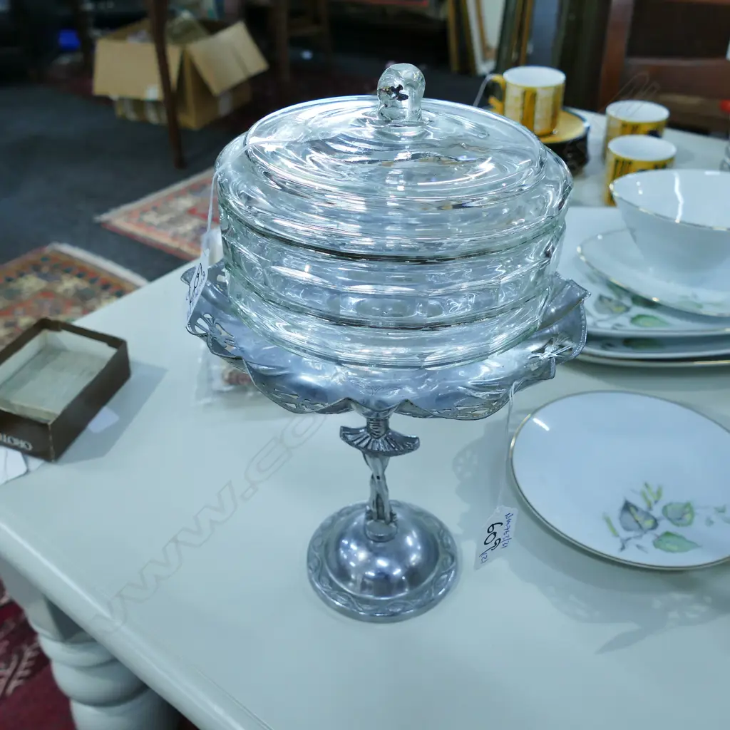 EP BALLERINA STAND AND HAND CUT PORT LIGHT Image 1++