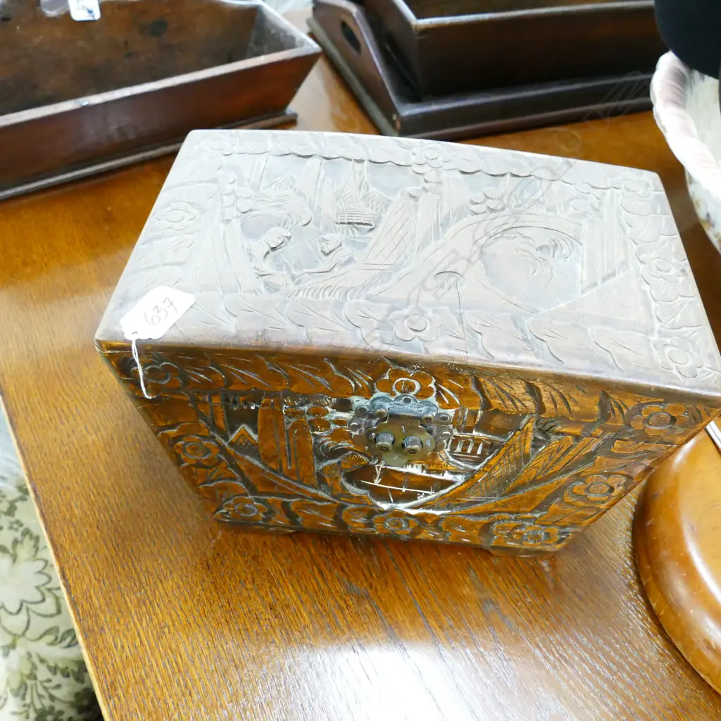 CARVED CAMPHOR JEWELLERY BOX Image 1++
