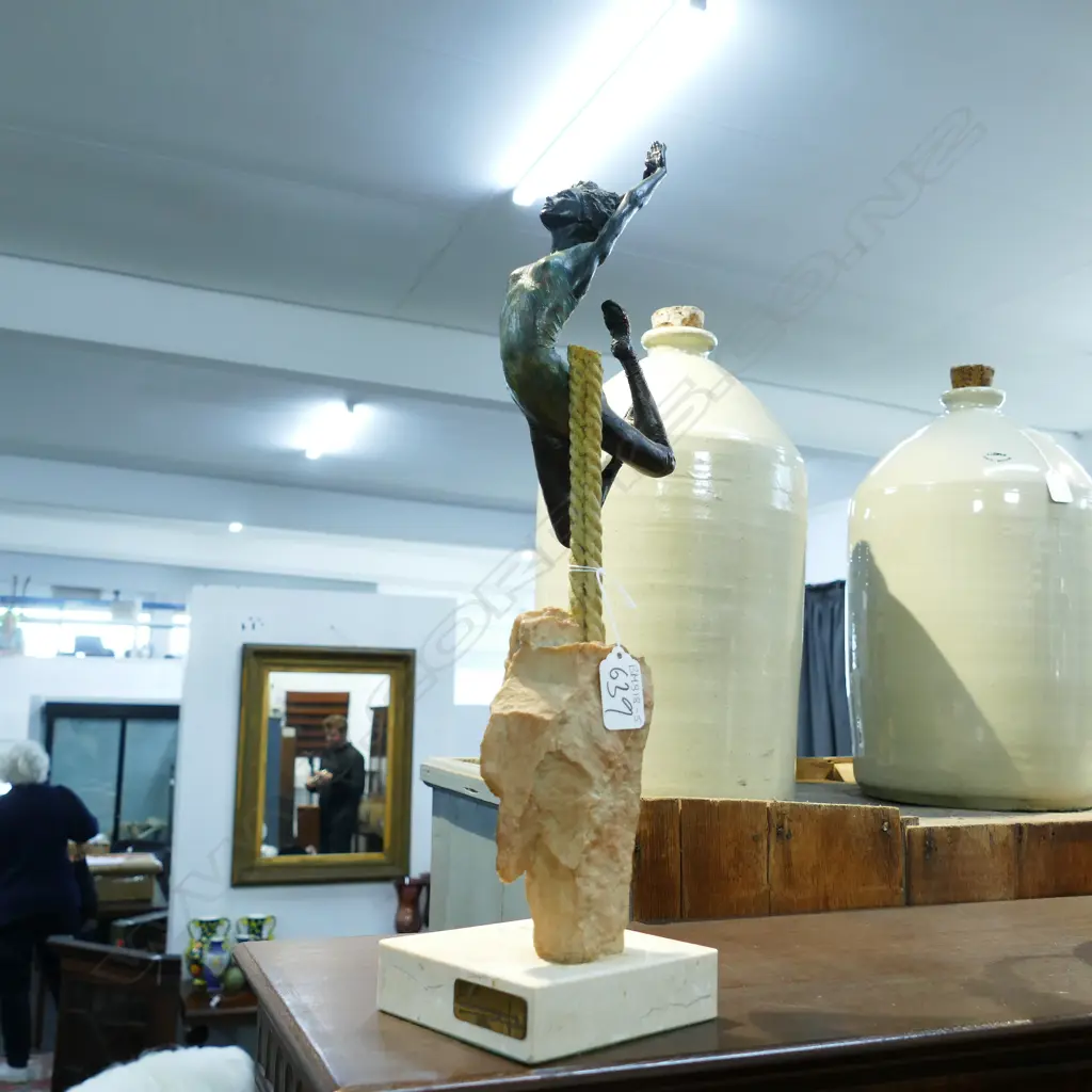 BRONZED COPPER GYMNAST  Image 1++