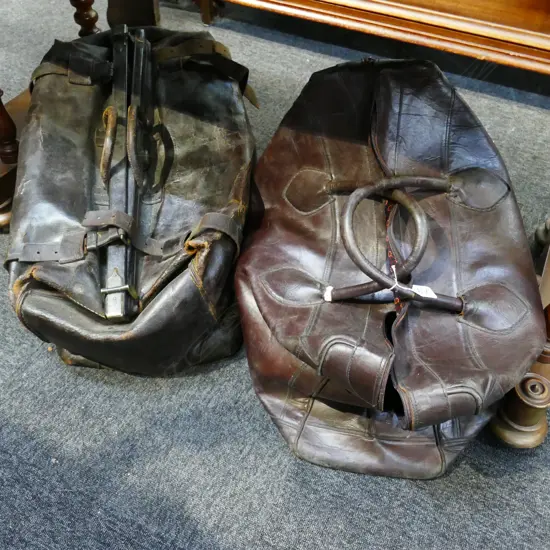 2 VINTAGE OVERNIGHT BAGS