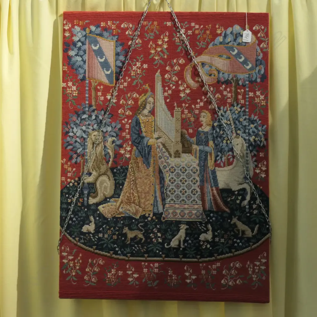 UNICORN TAPESTRY Image 1++