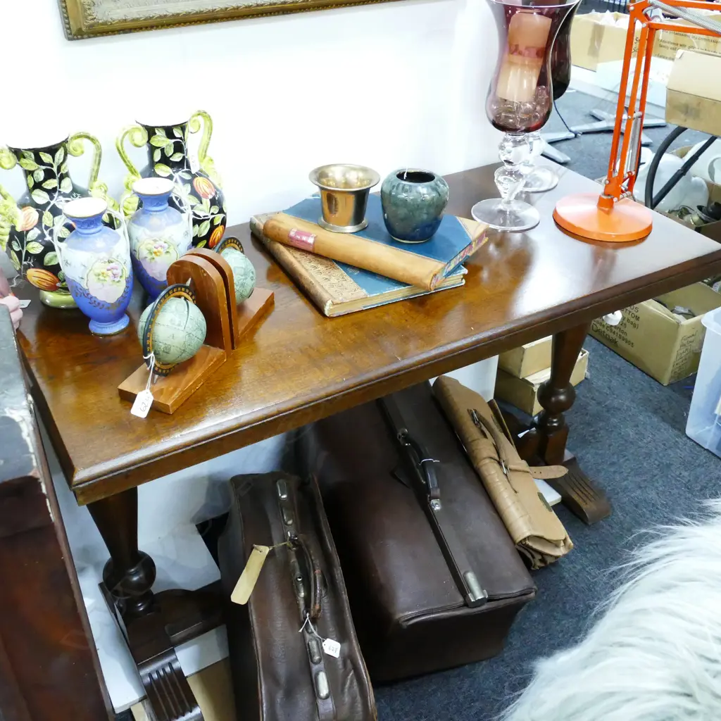 OAK HALL TABLE L 1200 MM Image 1++