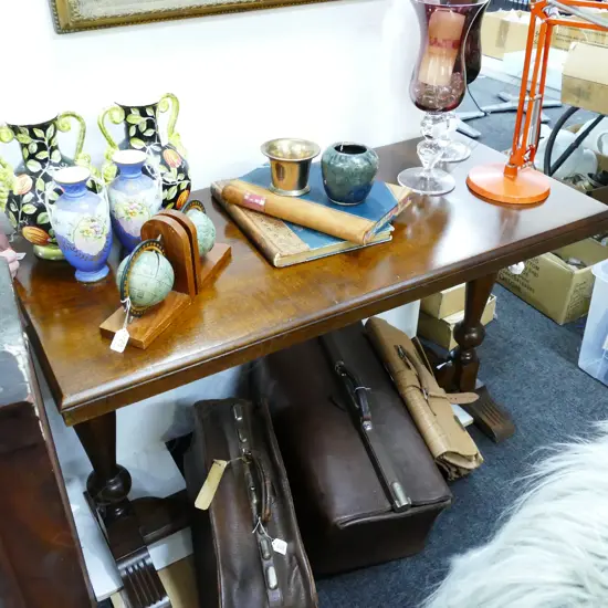 OAK HALL TABLE L 1200 MM