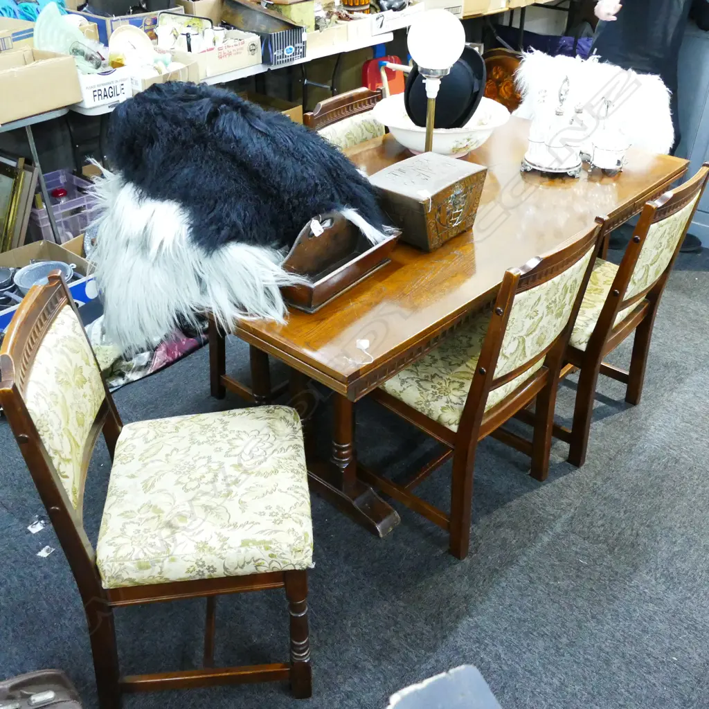 AIREST OAK 7PC DINING SUITE Image 1++