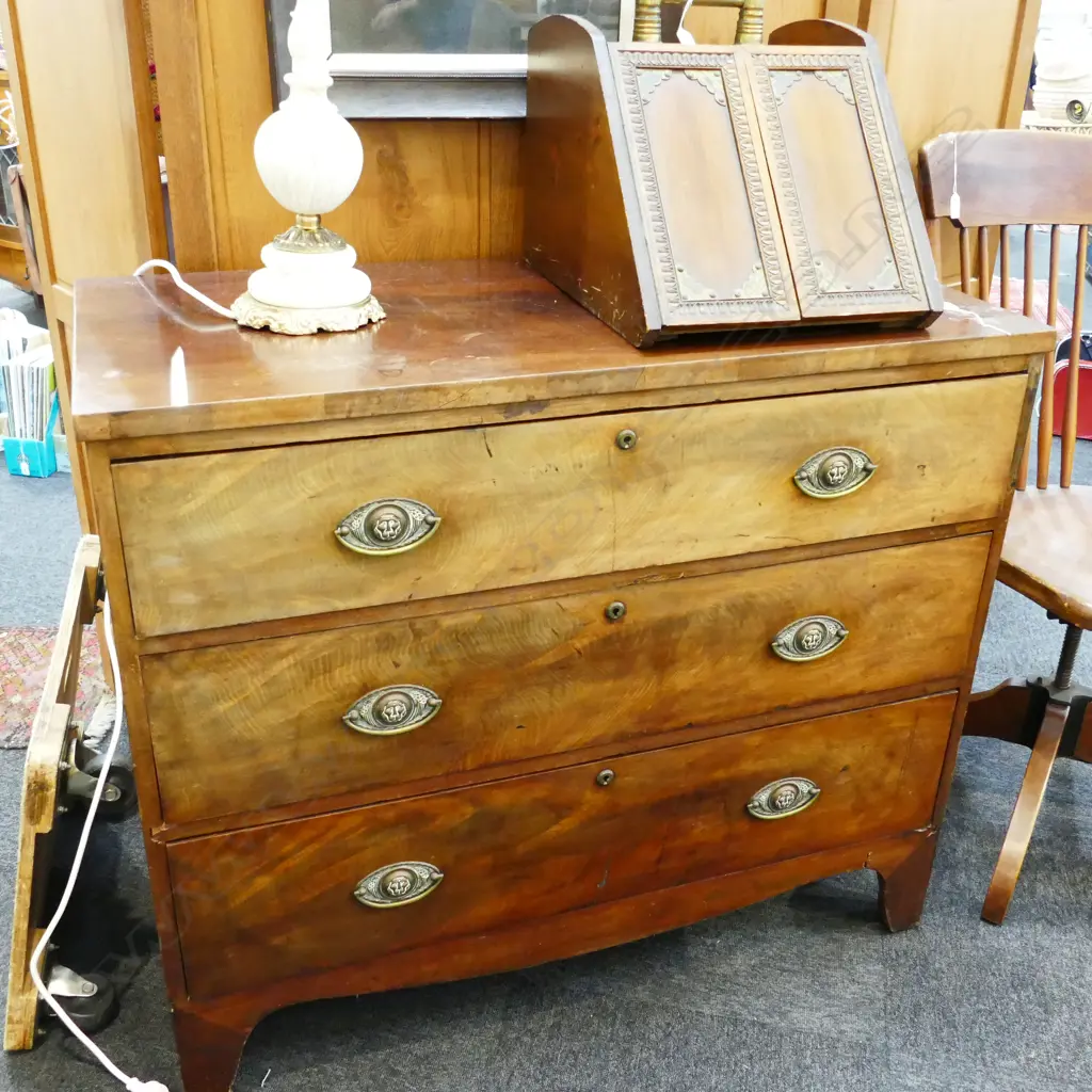 GEORGIAN MAHOGANY 3 DRAWER CHEST W. 1020MM H. 800MM Image 1++