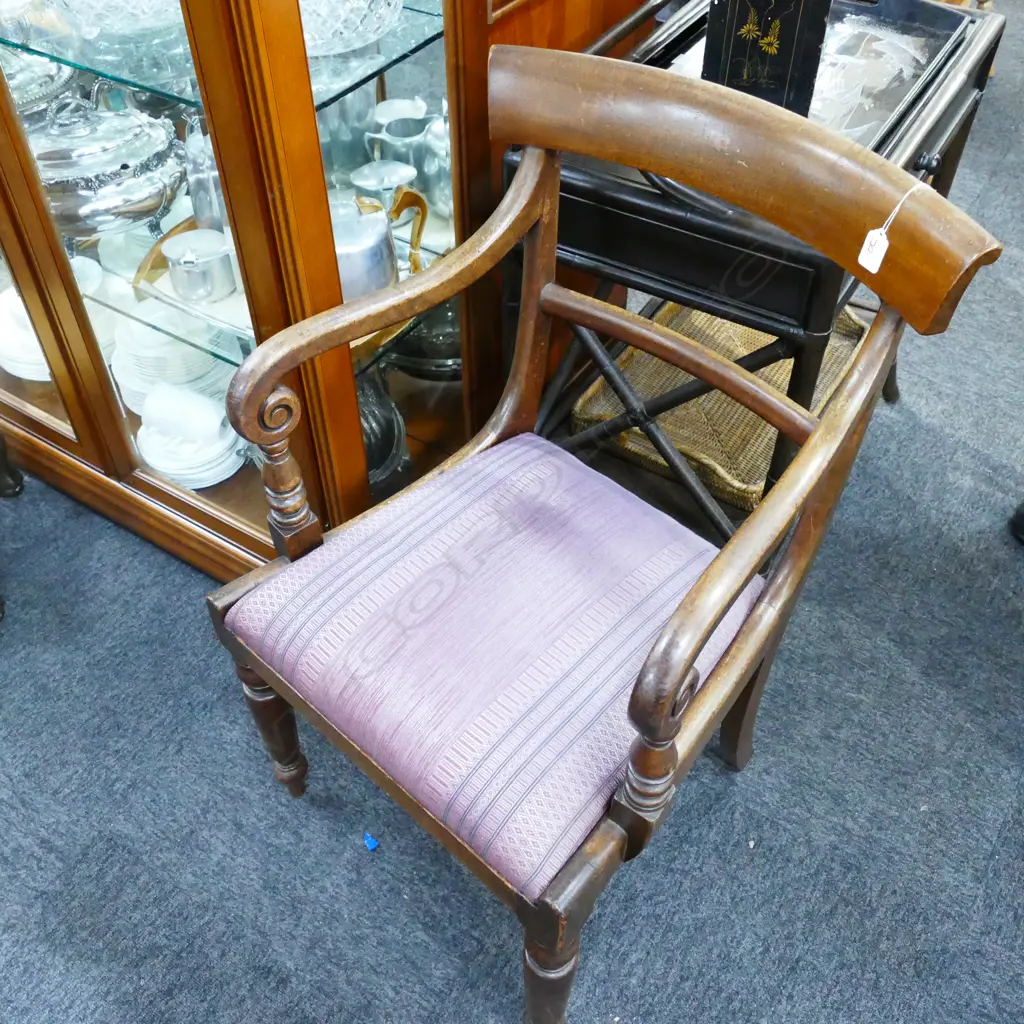 WMIV MAHOGANY ARMCHAIR Image 1++