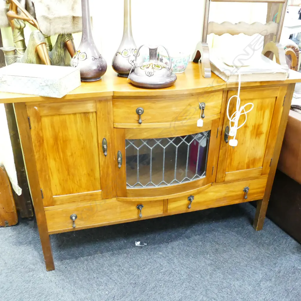 LEADLIGHT SIDEBOARD Image 1++
