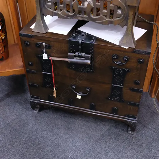 SMALL KOREAN CHEST L660 MM