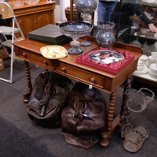 TWO DRAWER DESK WITH TURNED LEGS AND CROSSBAR W. 1200MM