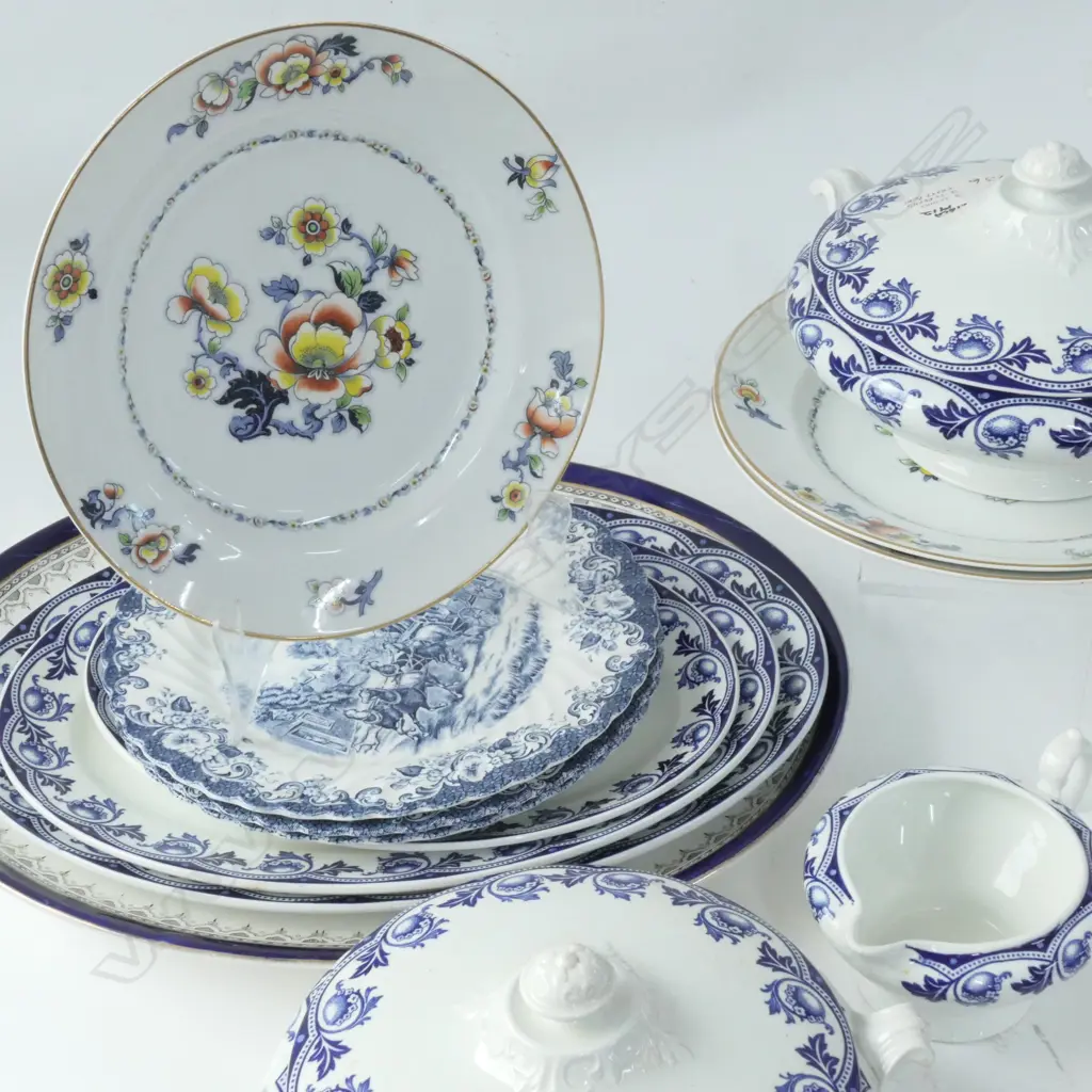 BOX LOT B/W CHINA; TWO TUREENS, 4 MEAT PLATTERS, PLATES ETC Image 1++